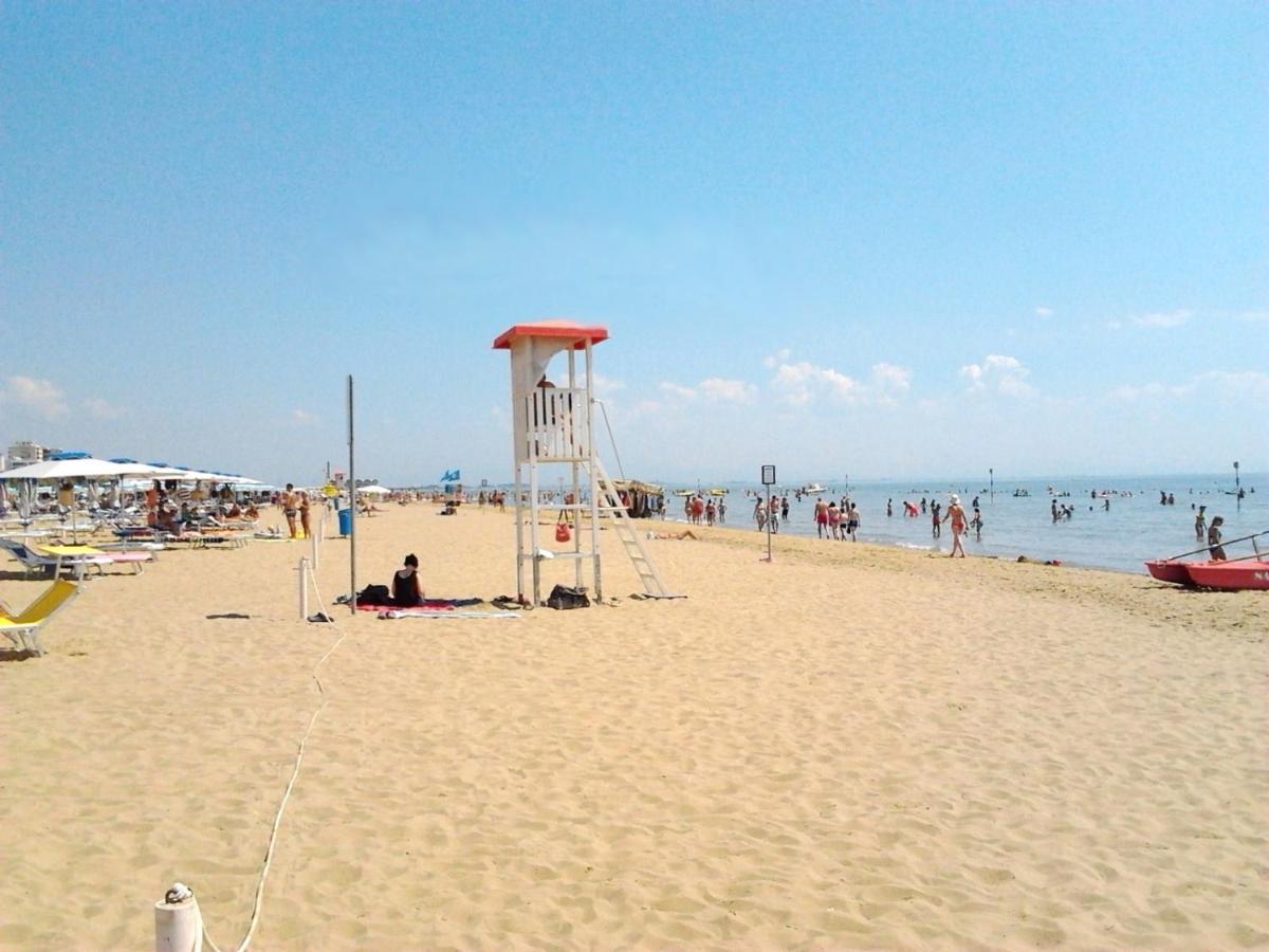 Cristallo Residence Lignano Sabbiadoro Buitenkant foto