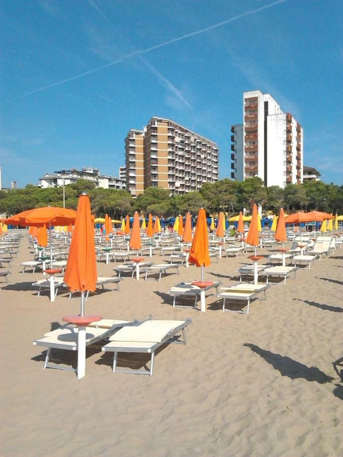 Cristallo Residence Lignano Sabbiadoro Buitenkant foto